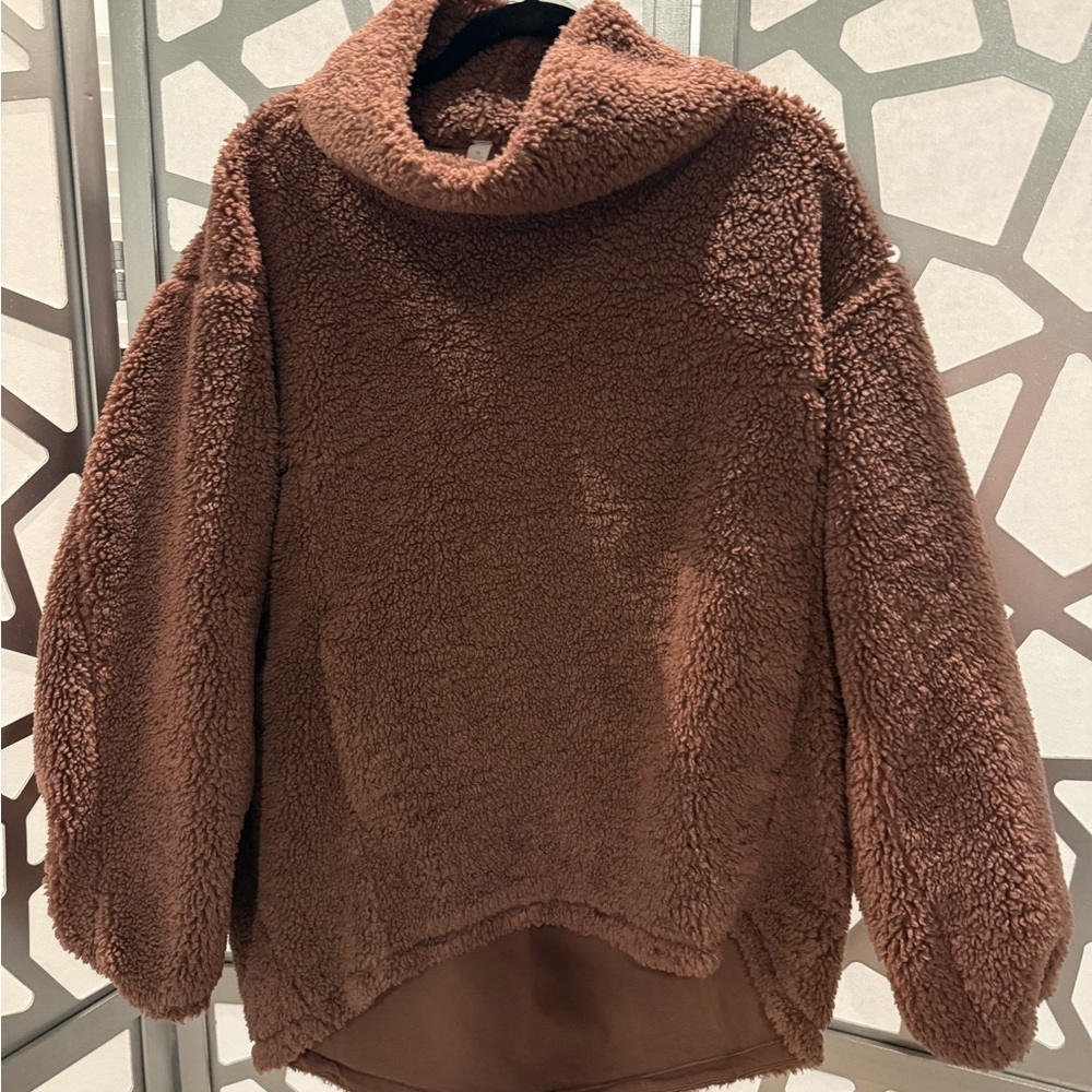 lululemon athletica Brown Sherpa Jacket large 10 ( cozy)